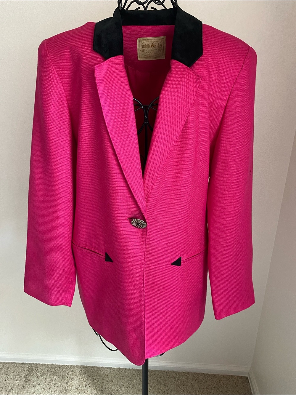 Vintage ‘80s Saddle Ridge  Vibrant Pink Blazer with Black Velvet Collar